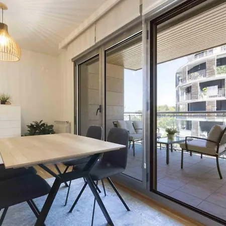 The Collection - Urumea Apartment *