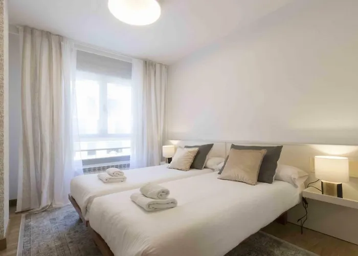 The Collection - Urumea * サン・セバスティアン